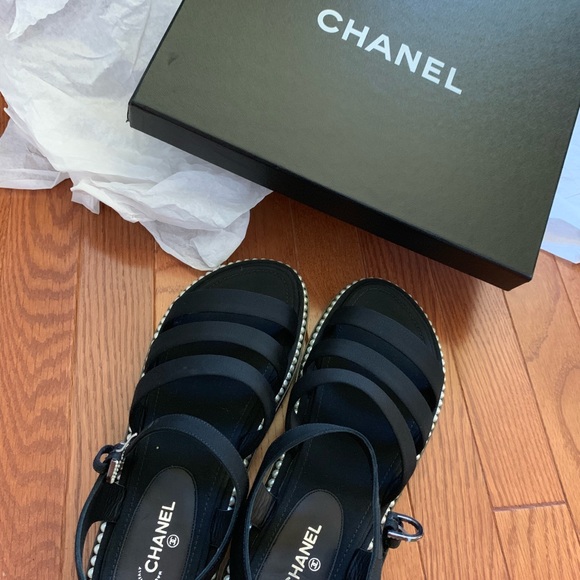 CHANEL Shoes - Brand new Chanel pearl sandals 39